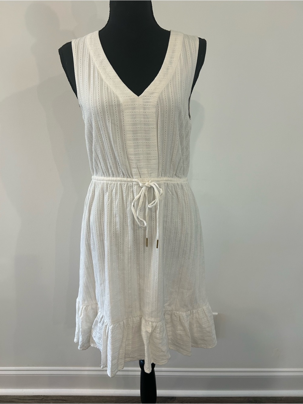 Draper James RSVP White Eyelet Tie Waist Sleeveless Dress SMALL